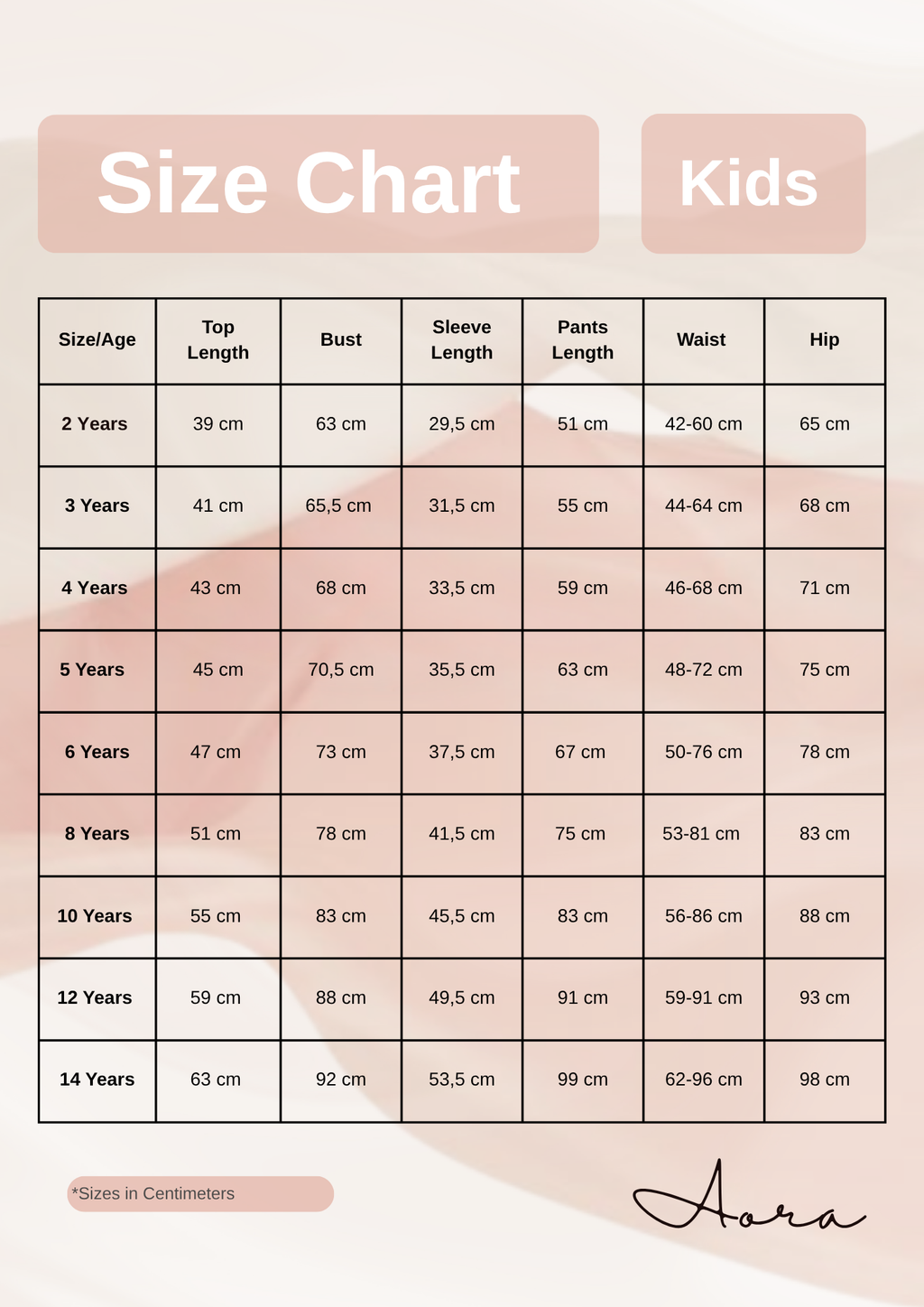 Weihnachts-Overall mit Tannenbaummuster und Rentier-Kapuze