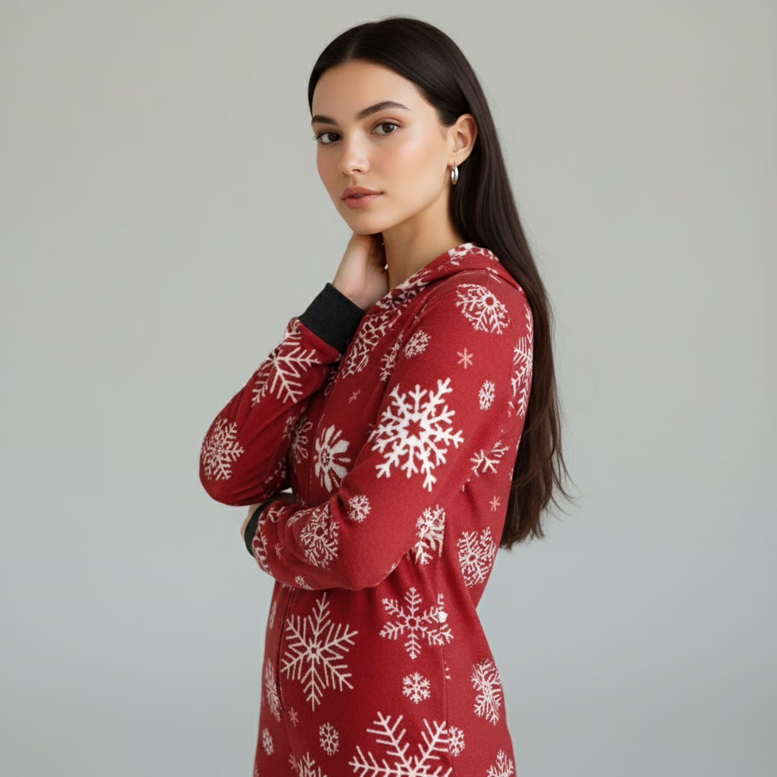 Weihnachts-Overall mit Schneeflockenmuster und Rentier-Kapuze