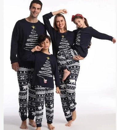 Weihnachtspyjama-Set für die ganze Familie – Festliche Partnerlook Schlafanzüge mit Weihnachtsmotiv