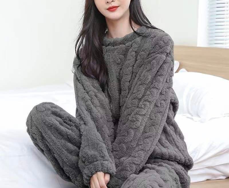 Kuscheliger Pyjama aus Flauschfleece