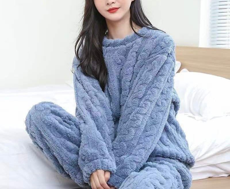 Kuscheliger Pyjama aus Flauschfleece